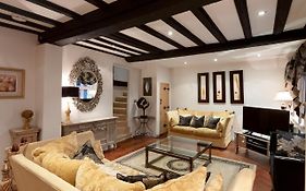 Luxury Eton House, 5 Minute Walk To Windsor Castle